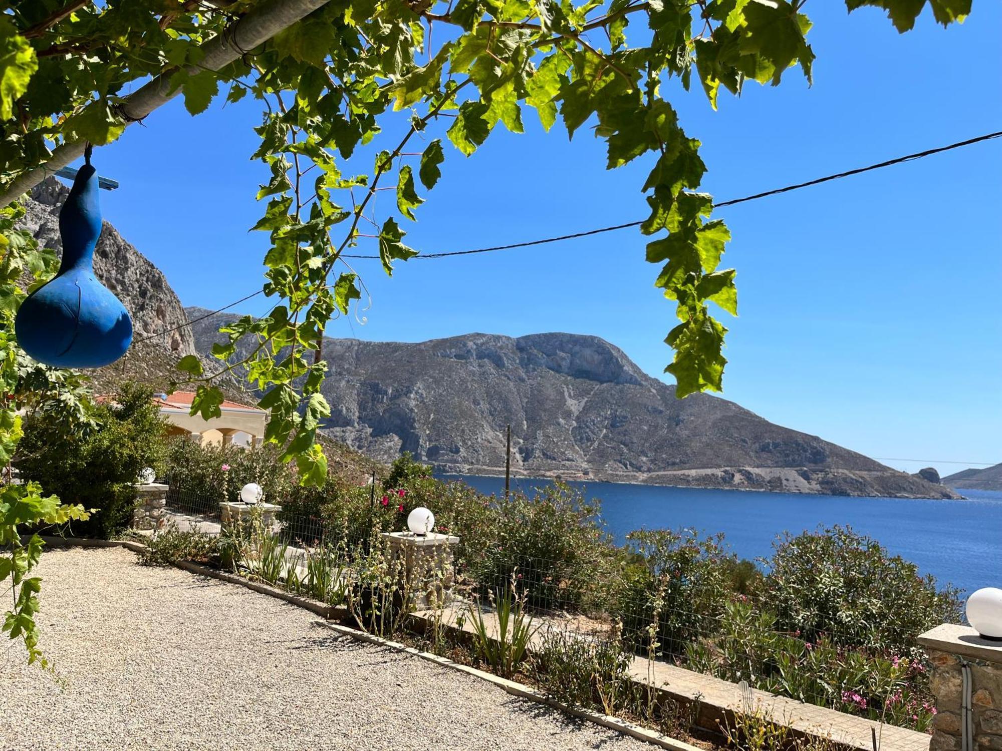 Villa-Skalia / Kalymnos House Bagian luar foto